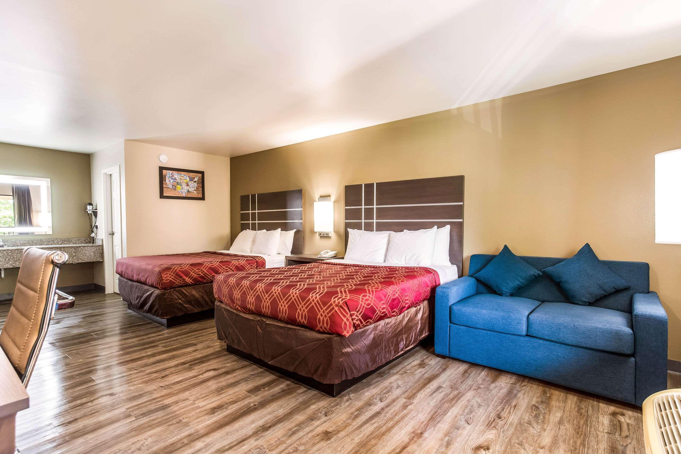 Econo Lodge Inn & Suites Мерфрисборо Экстерьер фото