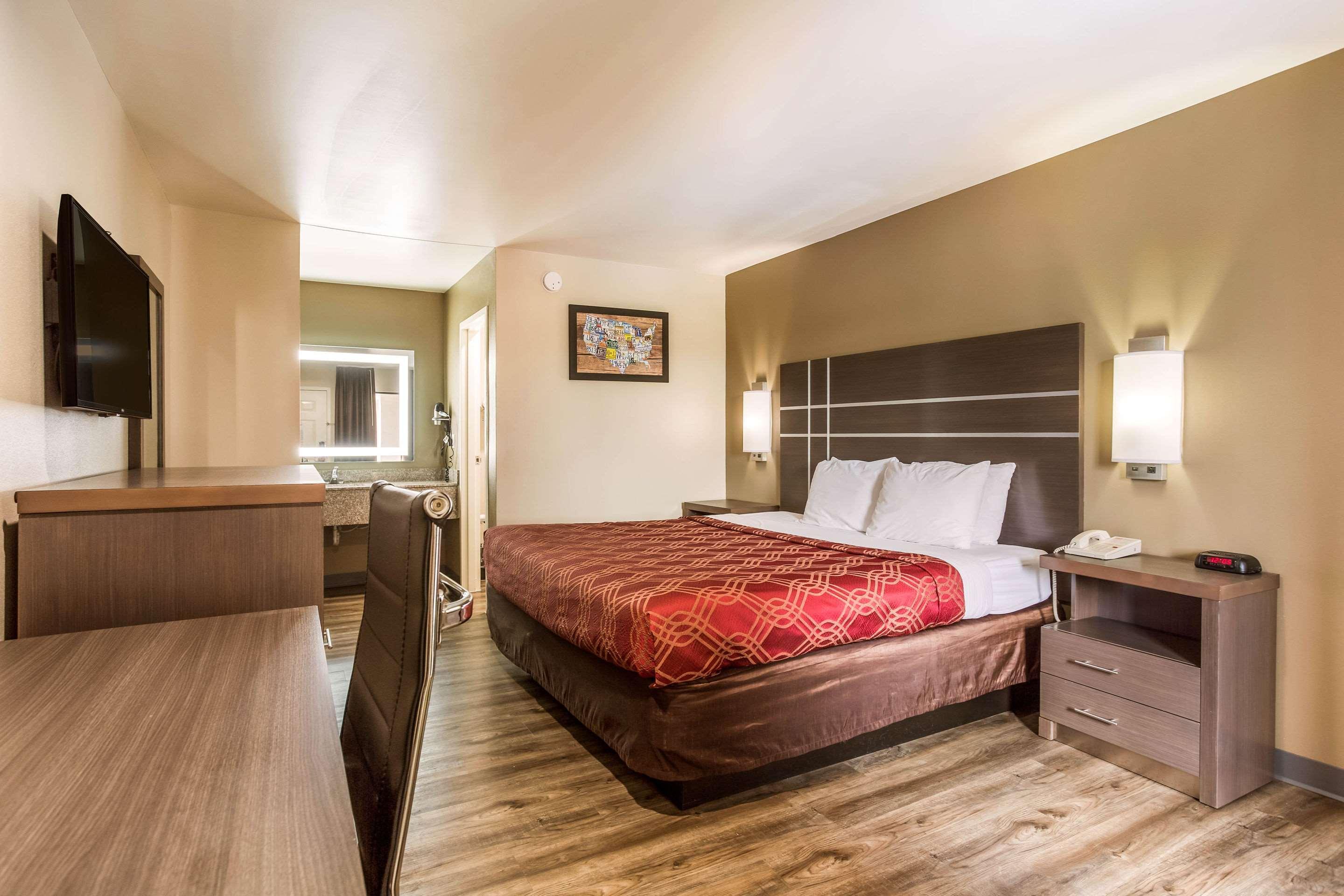 Econo Lodge Inn & Suites Мерфрисборо Экстерьер фото